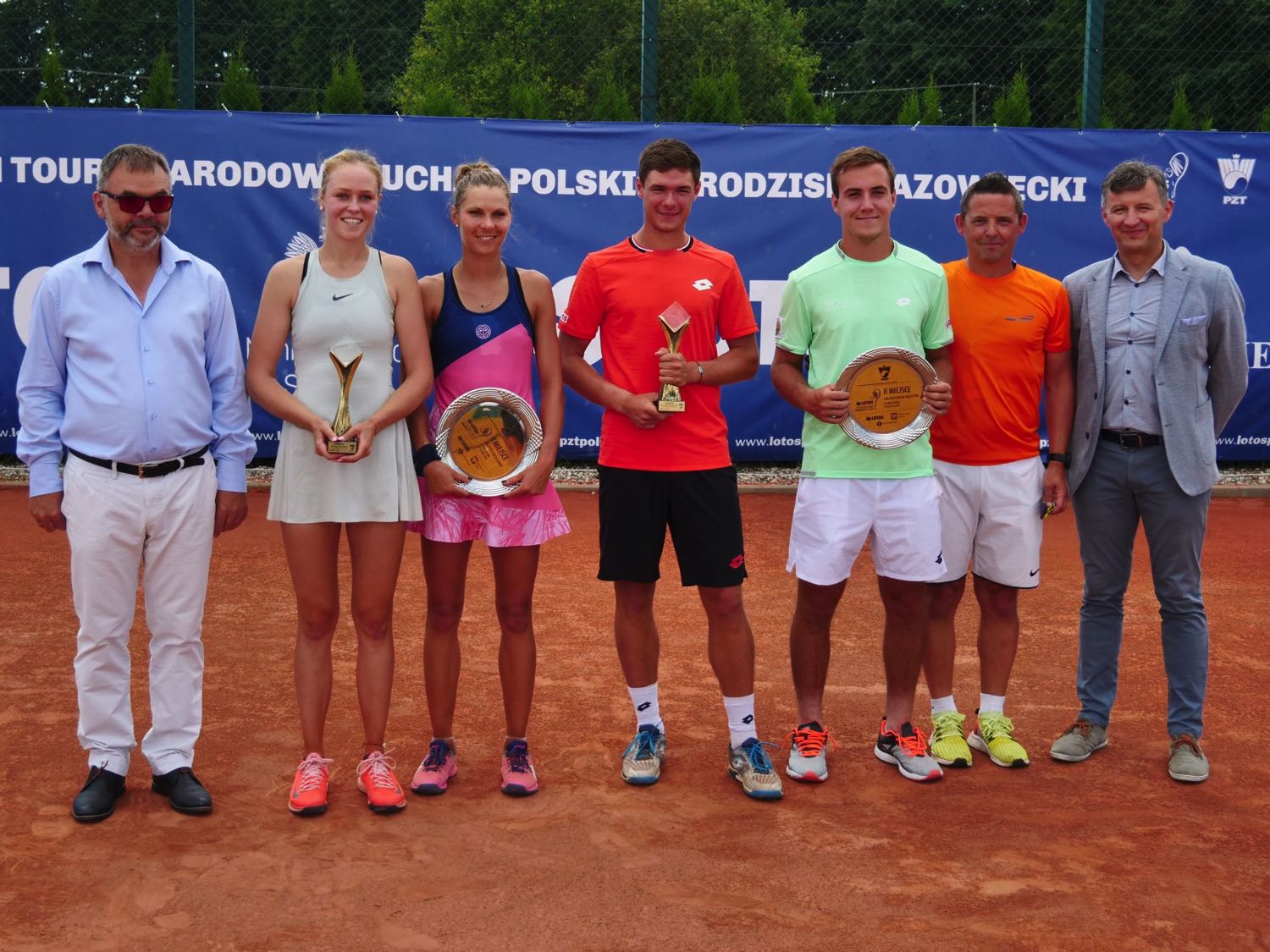 Mistrzowie kraju między Kozerkami a Łodzią