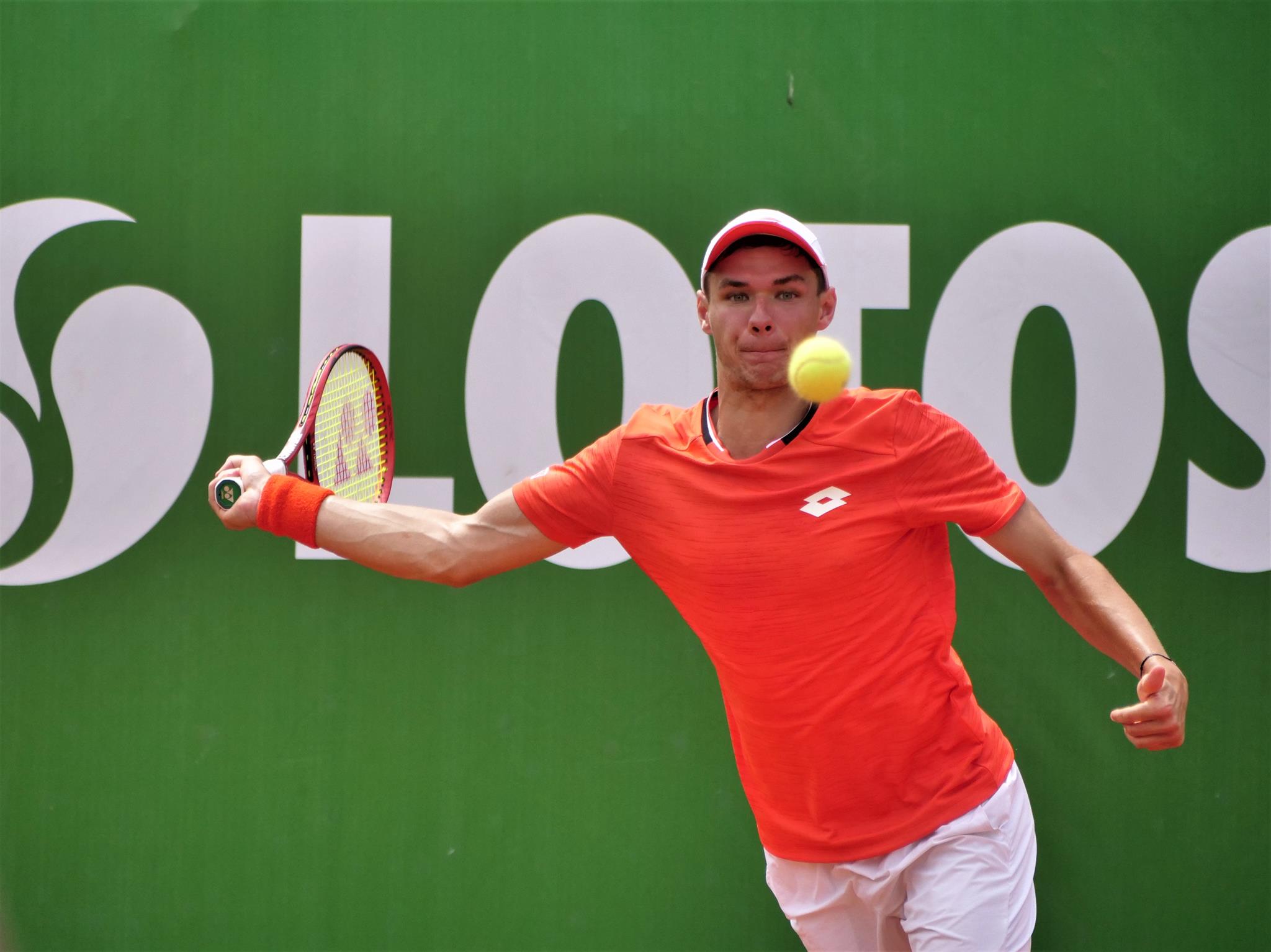 Triumf Kamila i powrót do Top 100 rankingu ATP