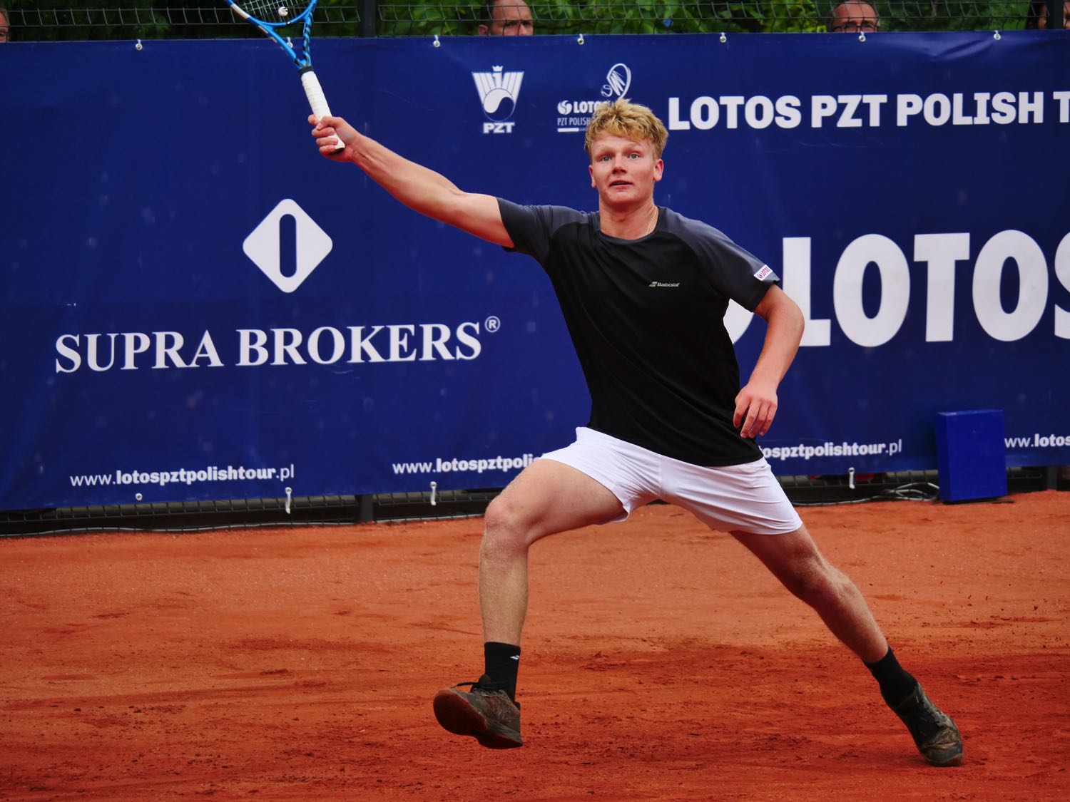 Kaśnikowski wyeliminował Hurkacza